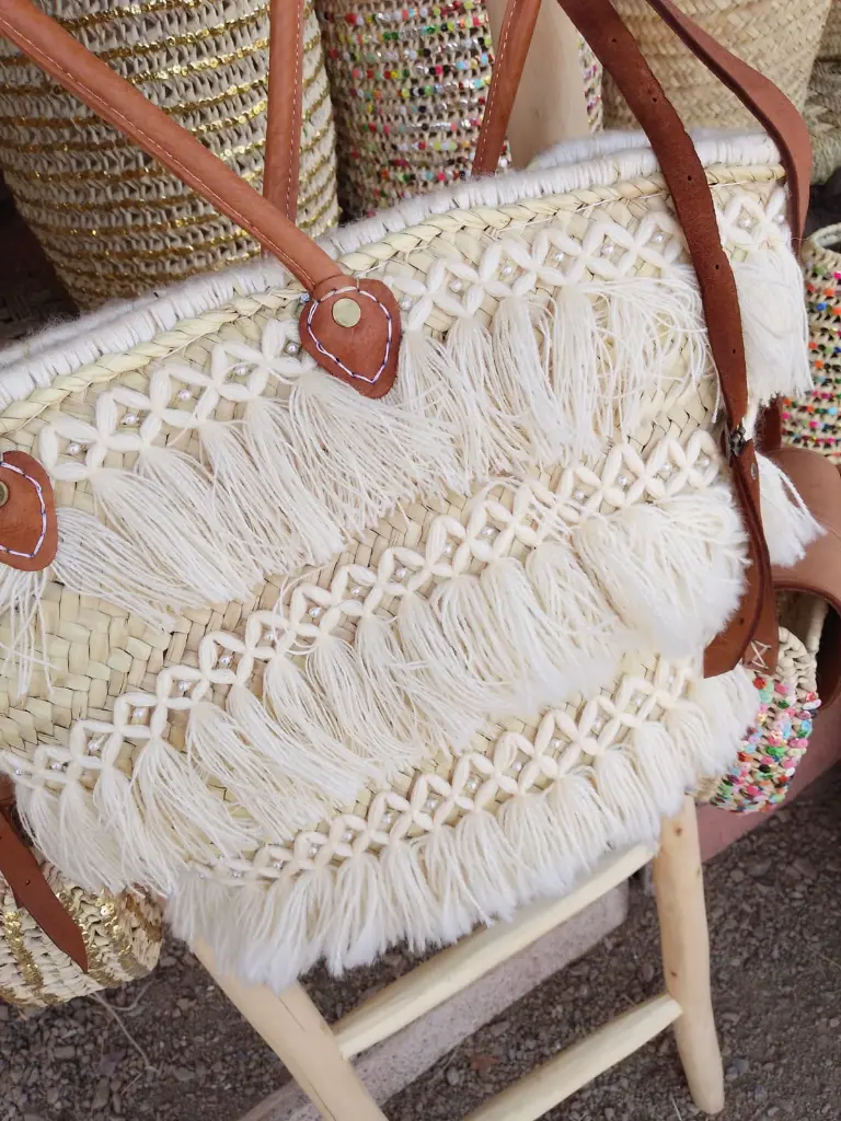 Sac osier et franges 120 drh.webp