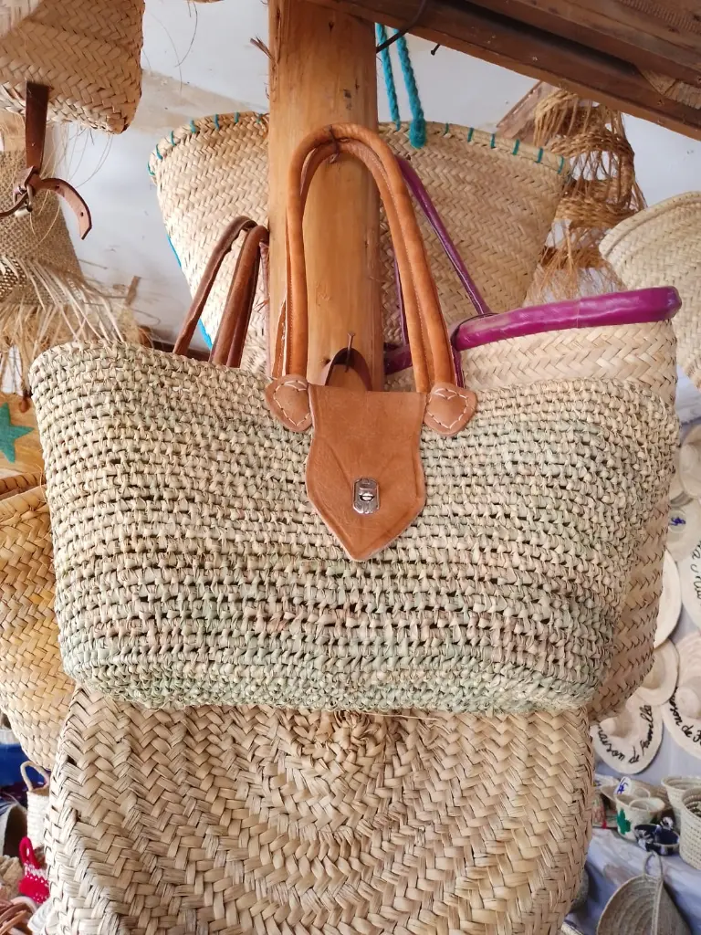 Sac osier avec fermeture centrale 100 drh.webp