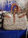 Panier osier et liens cuir 100 drh.webp