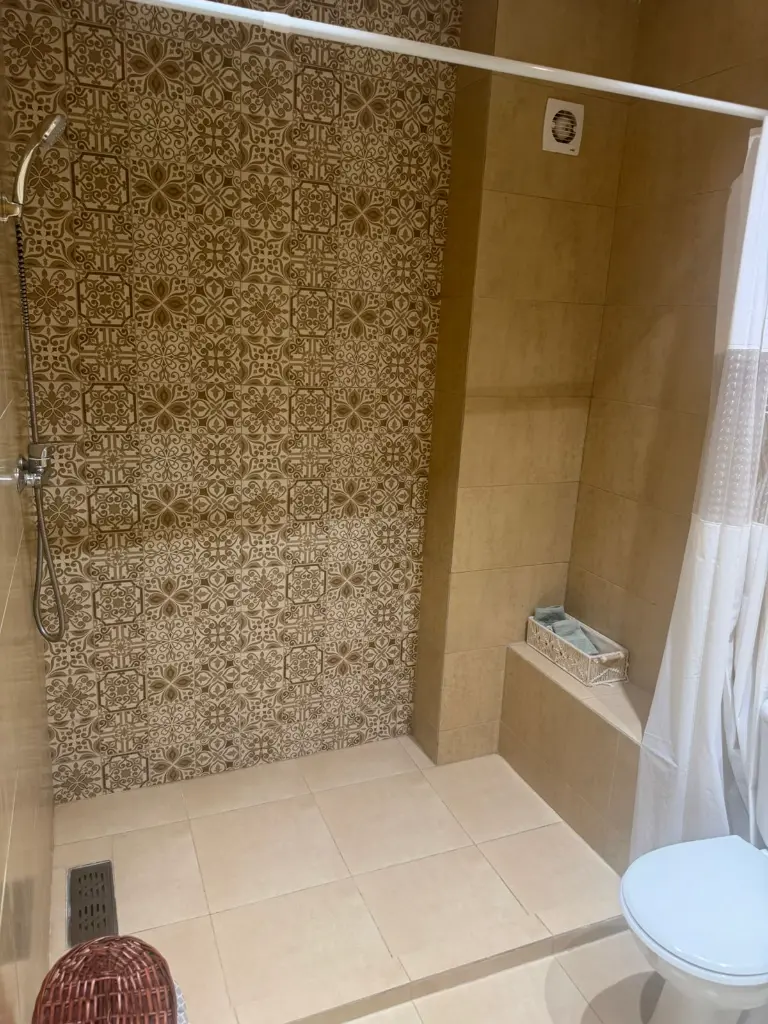 PHOTO-2025-09-15-18-15-45 2.webp