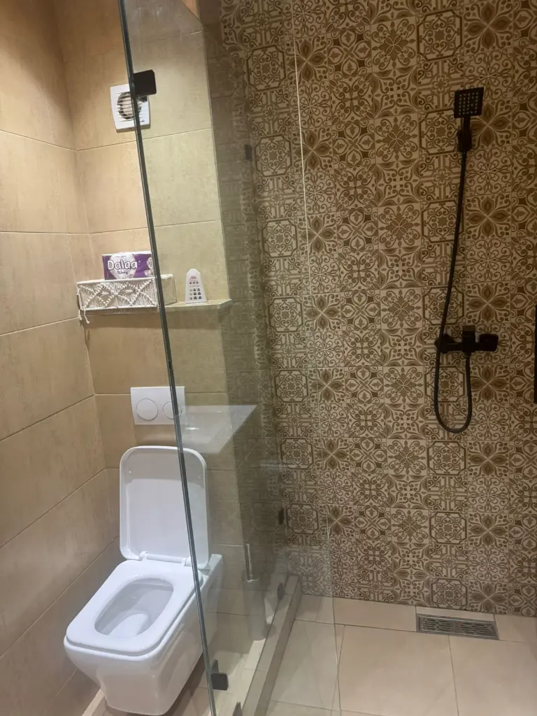 PHOTO-2025-09-15-18-15-46 3.webp