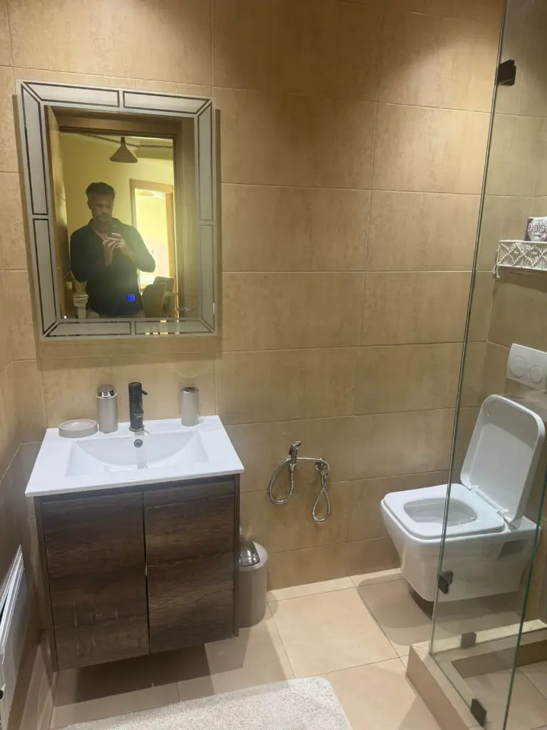 PHOTO-2025-09-15-18-15-46 4.webp