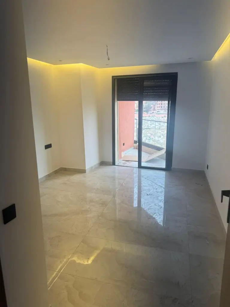 PHOTO-2025-09-18-20-07-44 2.webp