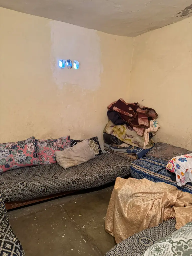 PHOTO-2025-10-03-17-44-40 3.webp