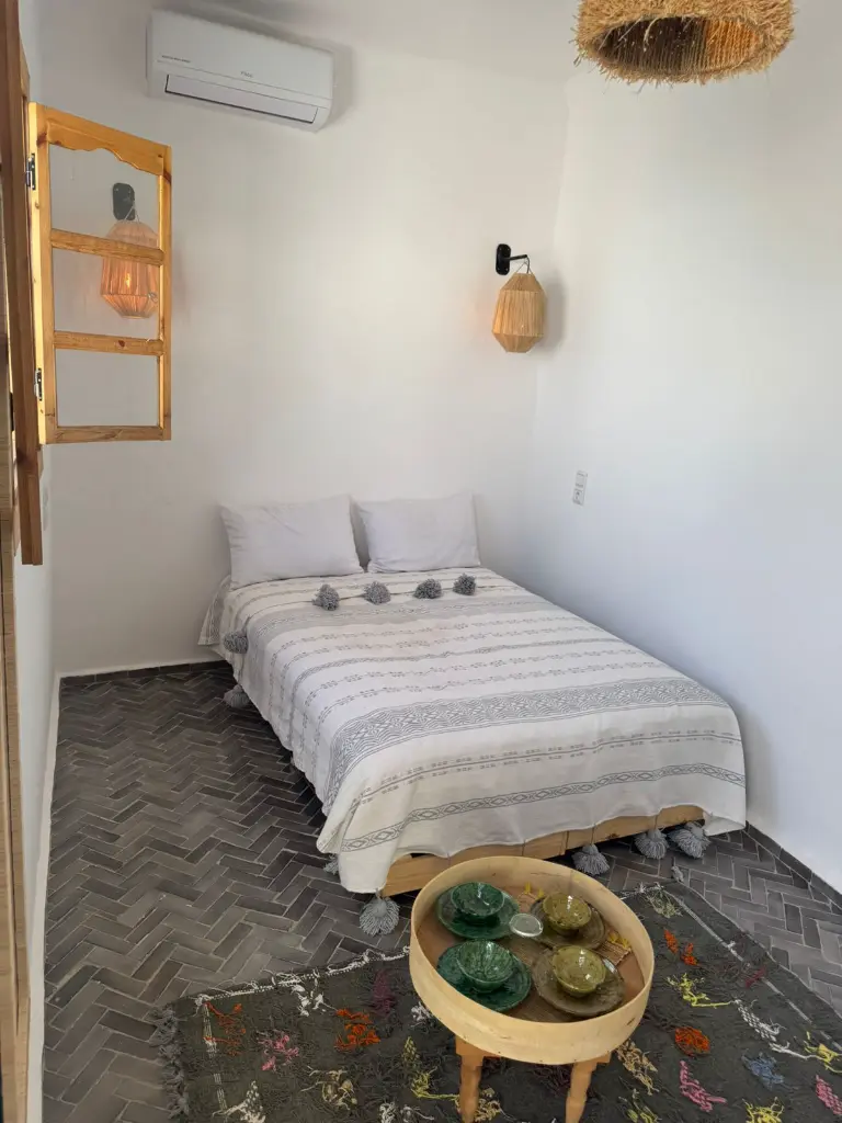 PHOTO-2025-10-08-13-01-05 2.webp