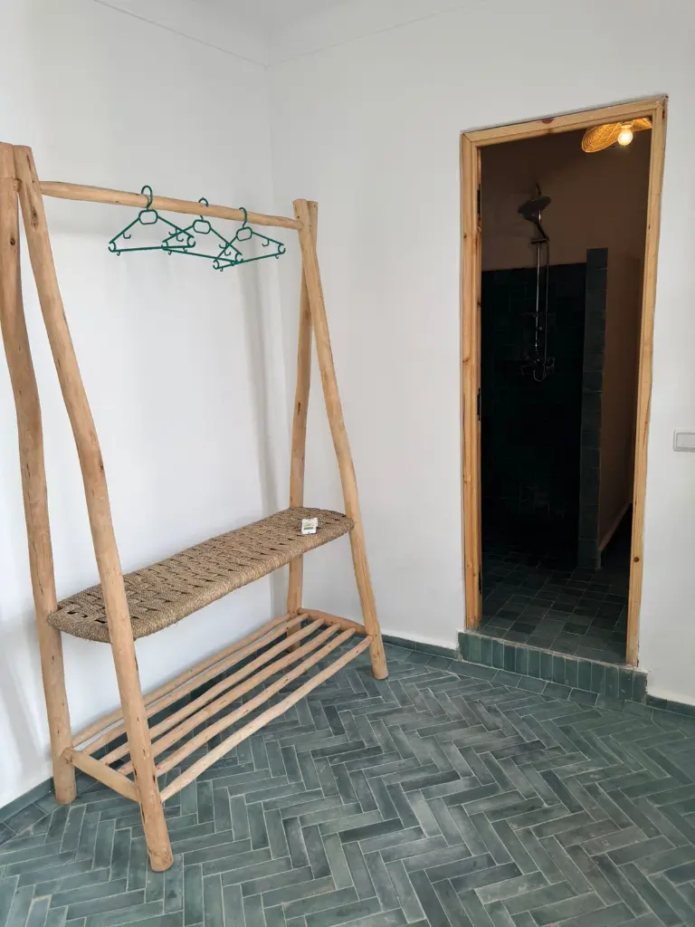 PHOTO-2025-10-08-13-01-05 3.webp