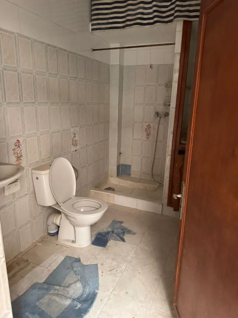 PHOTO-2025-10-11-14-48-10 2.webp