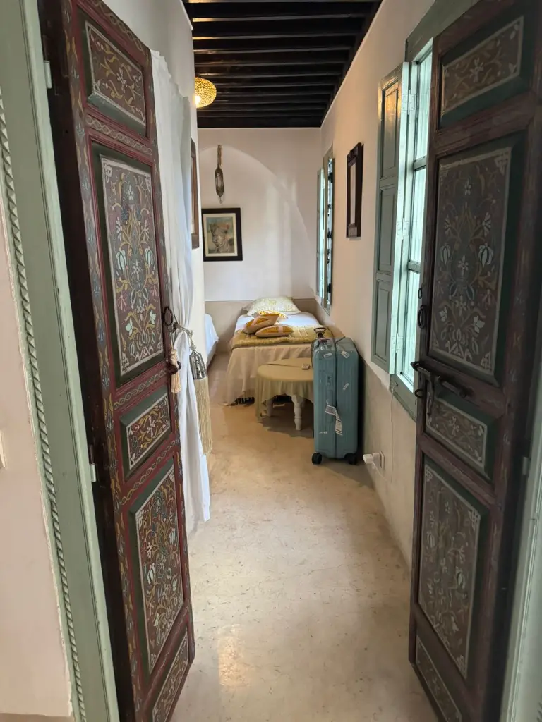 PHOTO-2025-10-13-12-40-55 5.webp