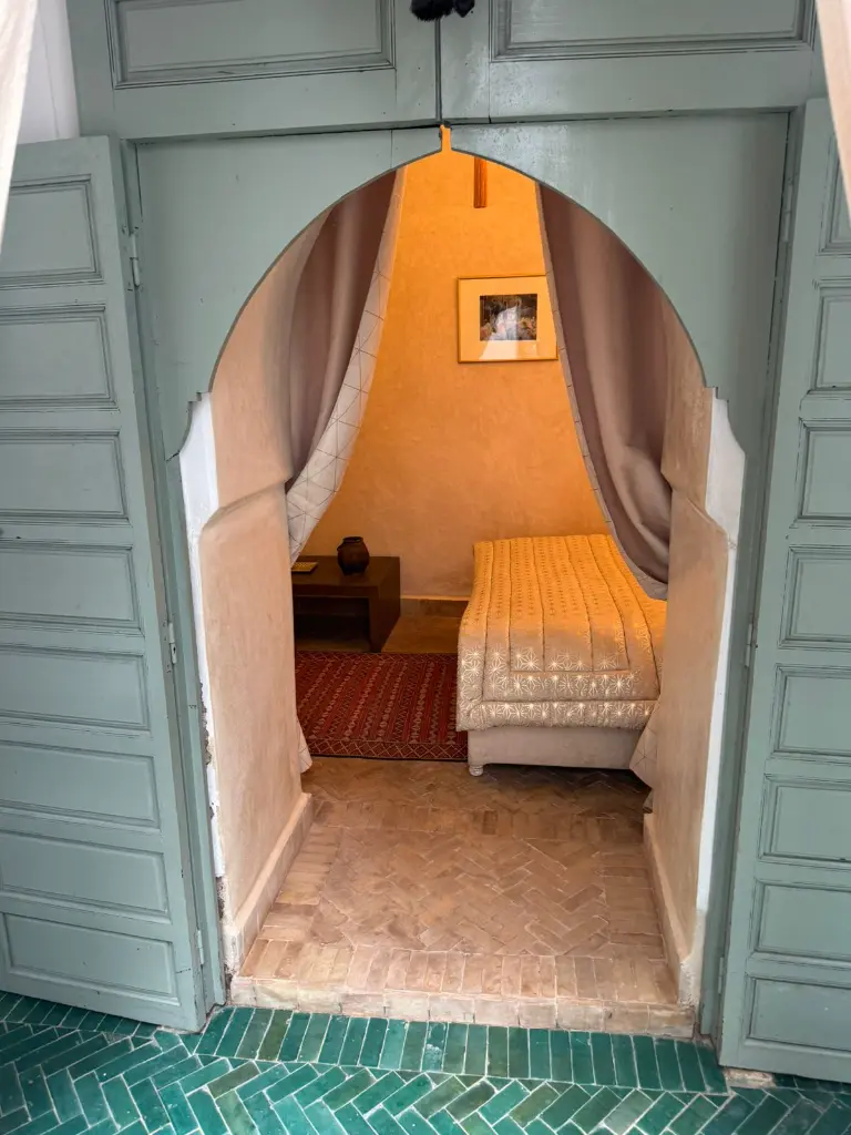 PHOTO-2025-10-13-12-40-57 3.webp