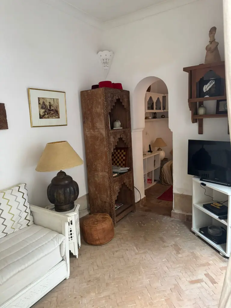 PHOTO-2025-10-13-12-40-57 4.webp