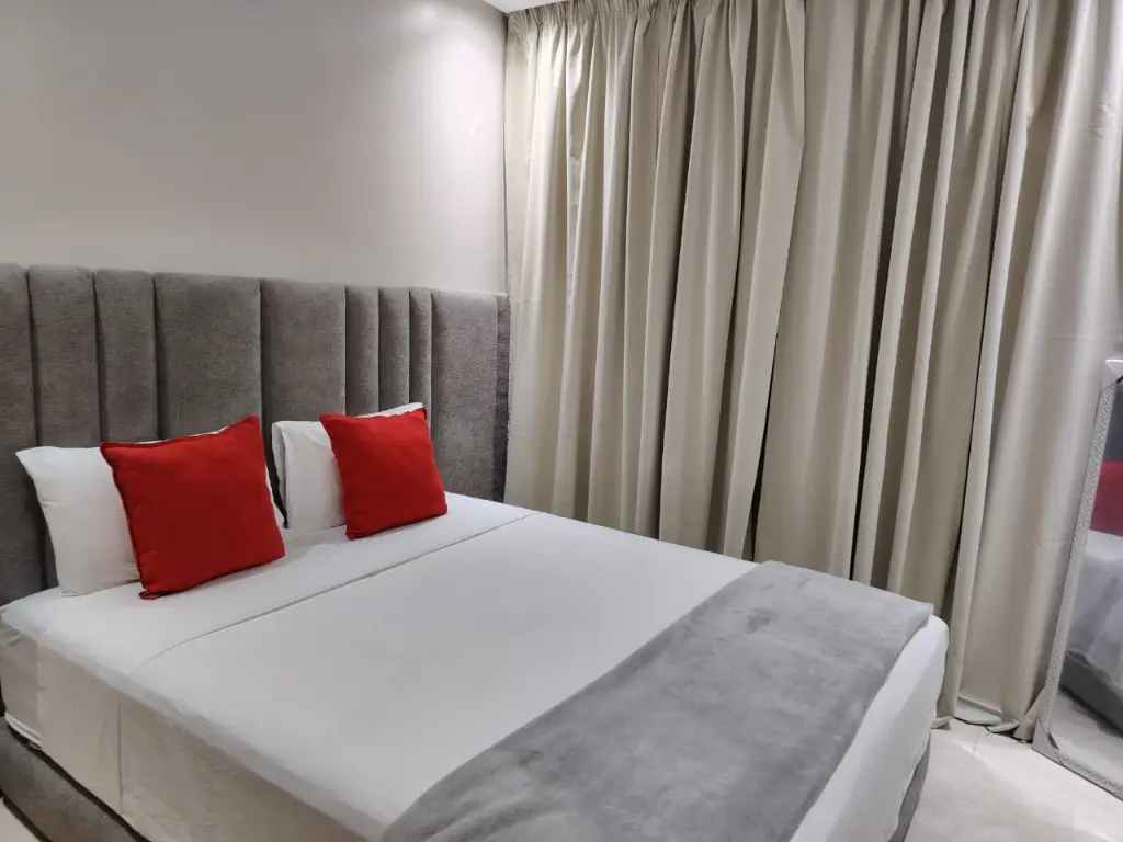 PHOTO-2025-10-14-18-14-04 4.webp