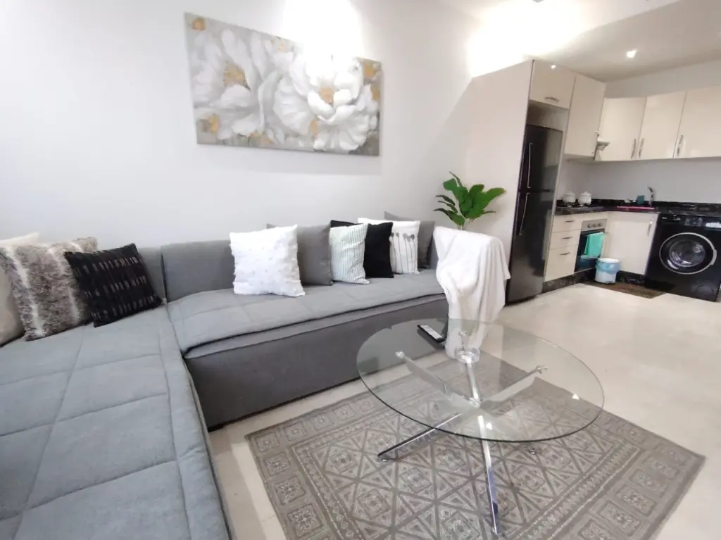 PHOTO-2025-10-14-18-14-04 12.webp