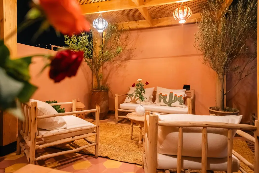 PHOTO-2025-10-15-12-06-31 4.webp