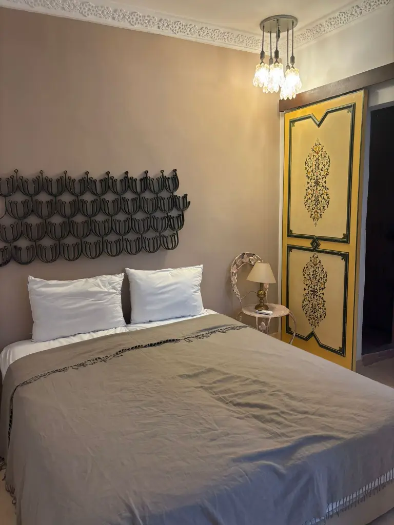 PHOTO-2025-10-15-22-06-10 3.webp