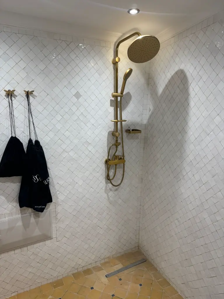 PHOTO-2025-10-20-10-47-36 2.webp