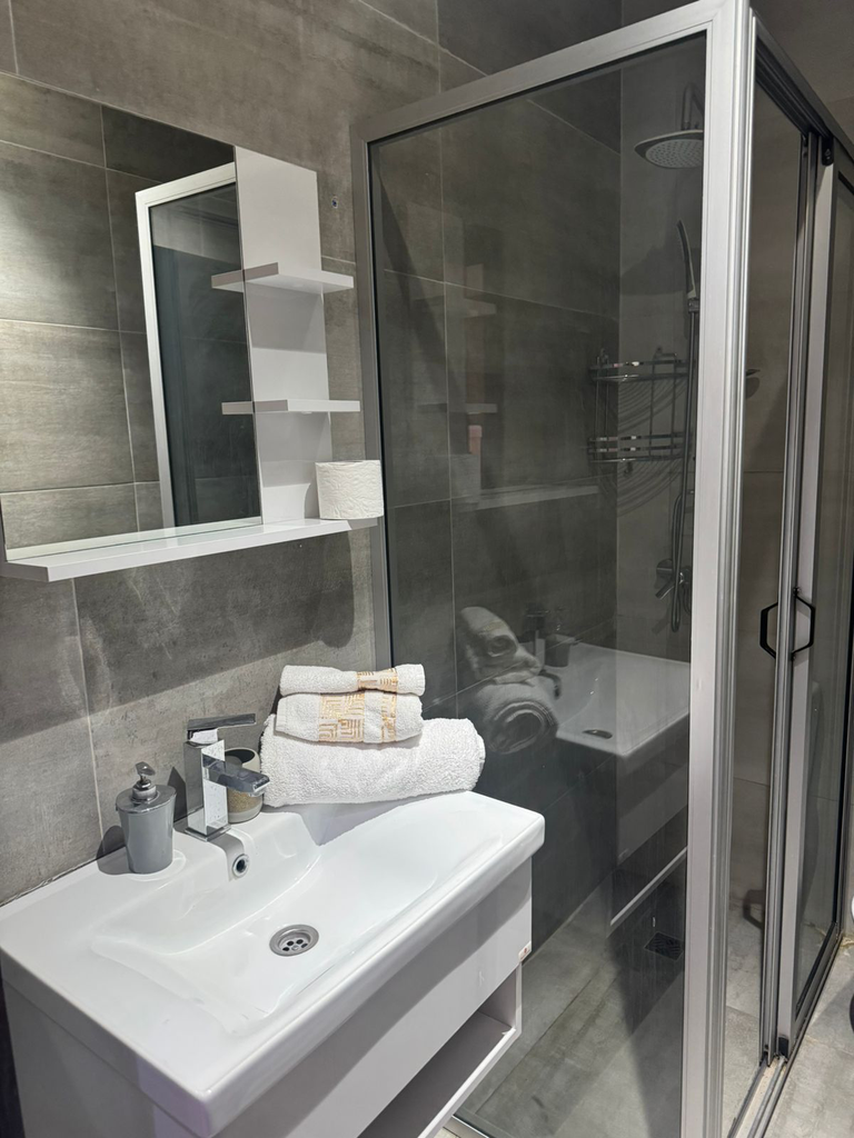 PHOTO-2025-11-14-13-33-11 2.webp