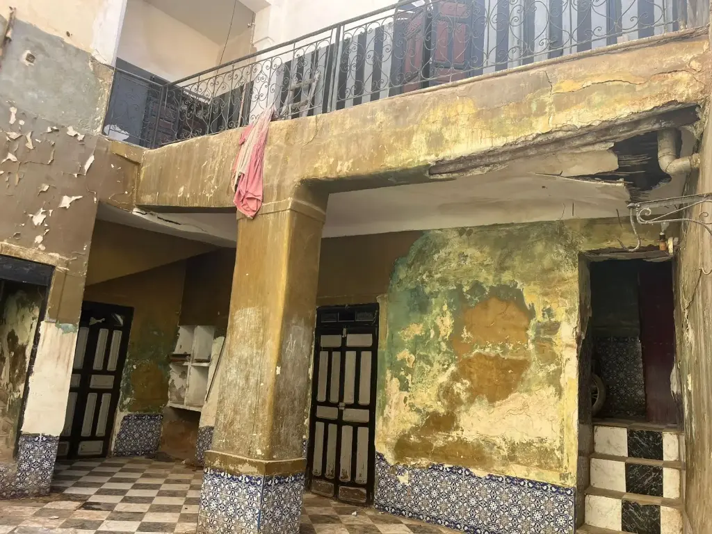 Riad à démolir et reconstruire à Rahba Kedima 106m2   