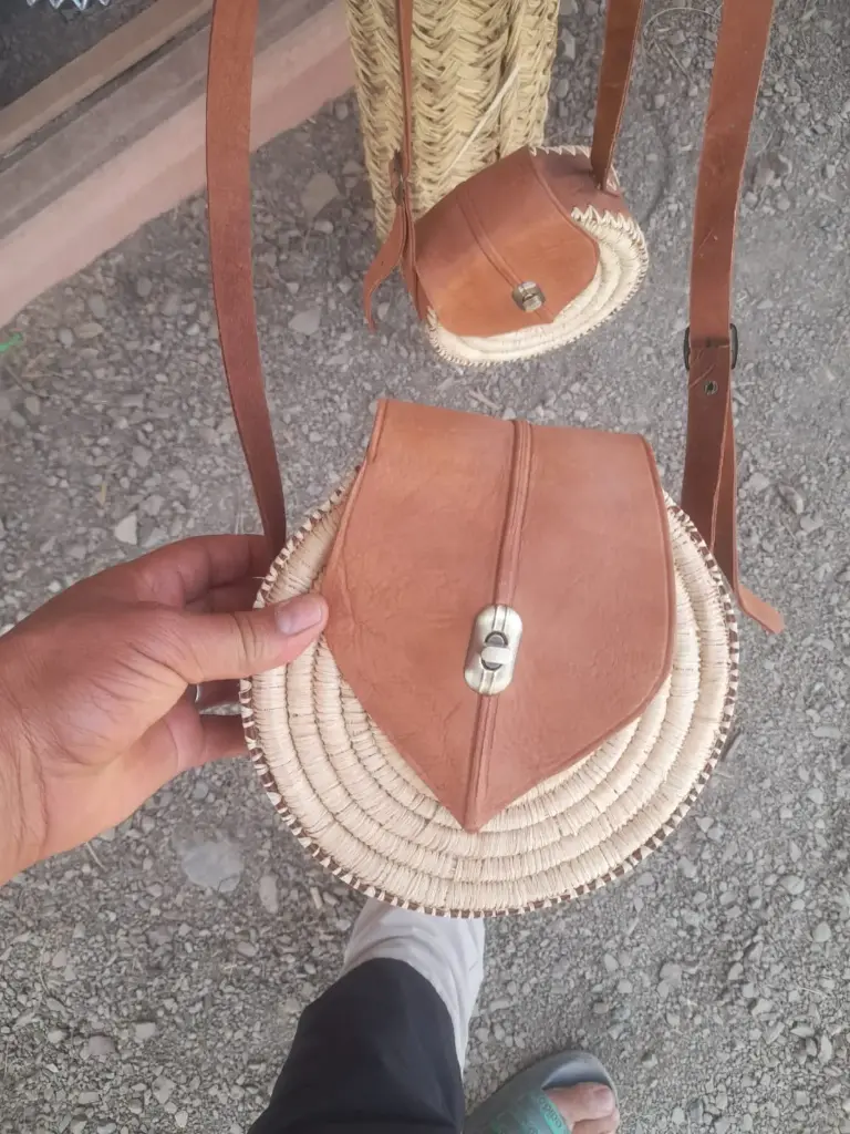 Sac à main en feuilles de palmier